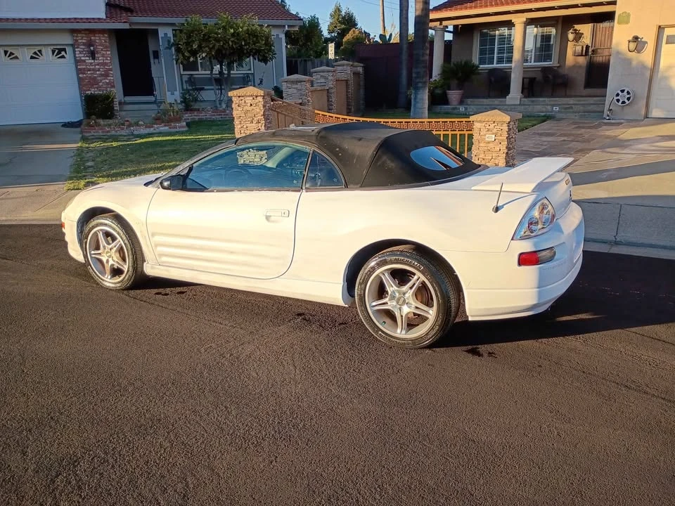 2002 Mitsubishi Eclipse 3rd Gen - Image 4 of 5