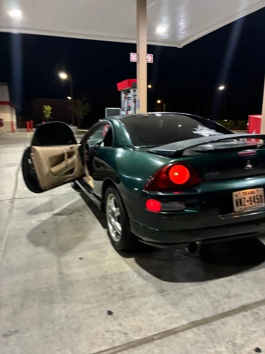 2002 Mitsubishi Eclipse 3rd Gen - Image 3 of 3