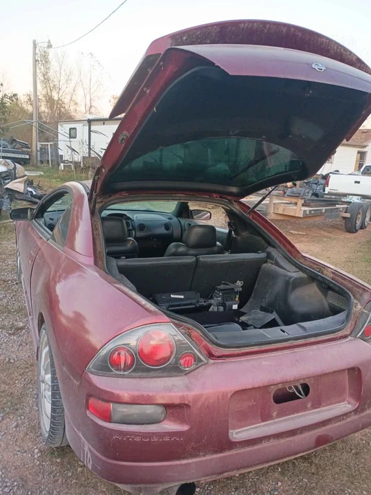 2002 Mitsubishi Eclipse 3rd Gen - Image 4 of 6