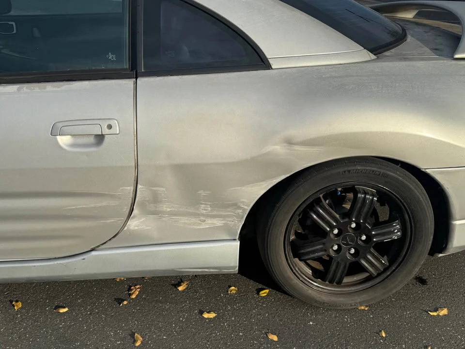 2002 Mitsubishi Eclipse 3rd Gen - Image 3 of 8