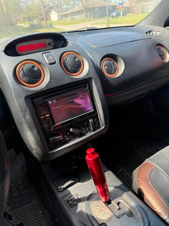 2002 Mitsubishi Eclipse 3rd Gen - Image 10 of 10