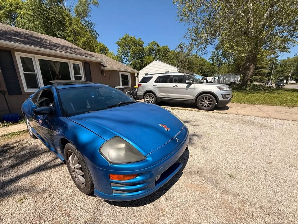 2002 Mitsubishi Eclipse 3rd Gen - Image 2 of 7