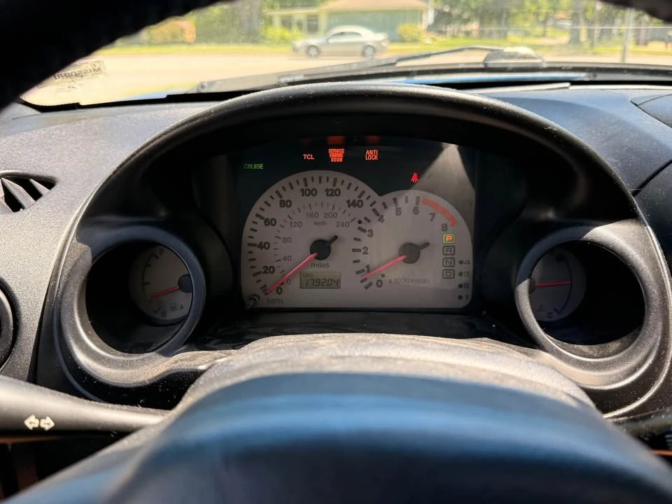 2002 Mitsubishi Eclipse 3rd Gen - Image 6 of 7