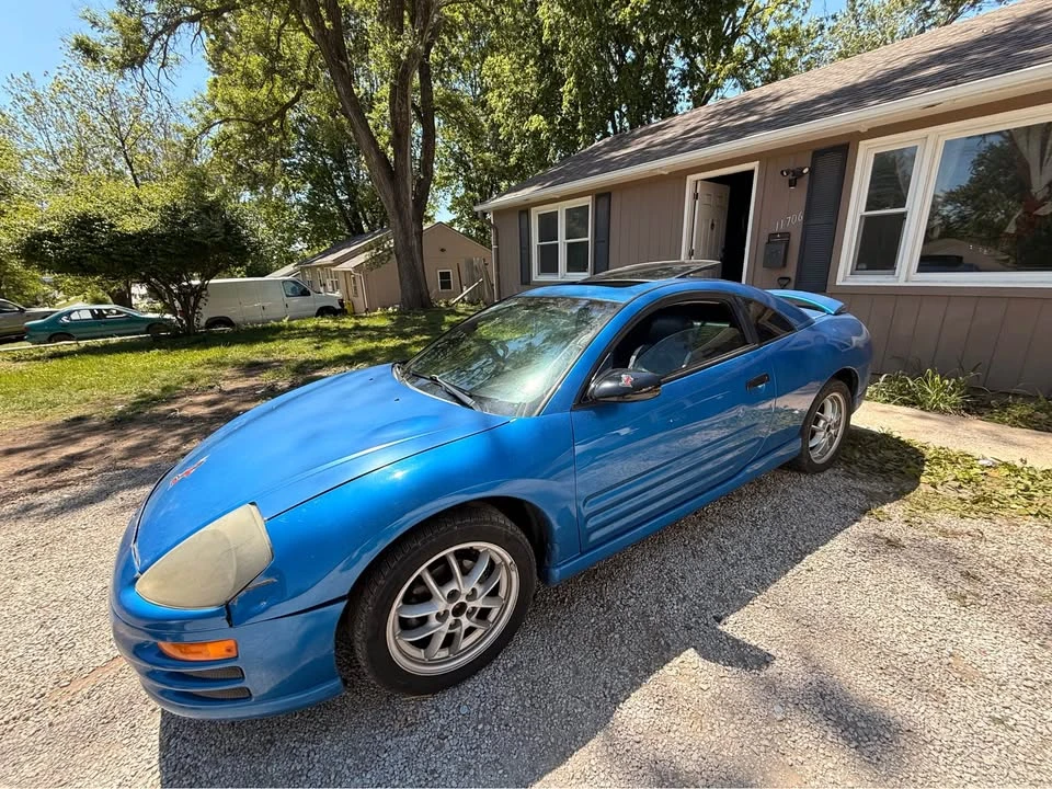 2002 Mitsubishi Eclipse 3rd Gen - Image 3 of 7