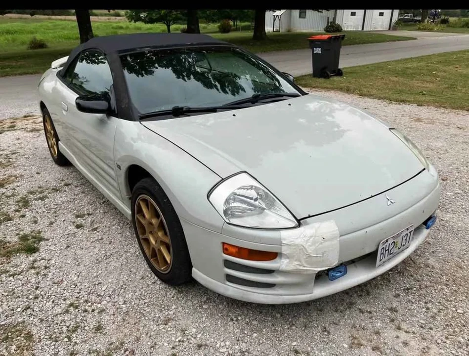2002 Mitsubishi Eclipse 3rd Gen - Image 3 of 6