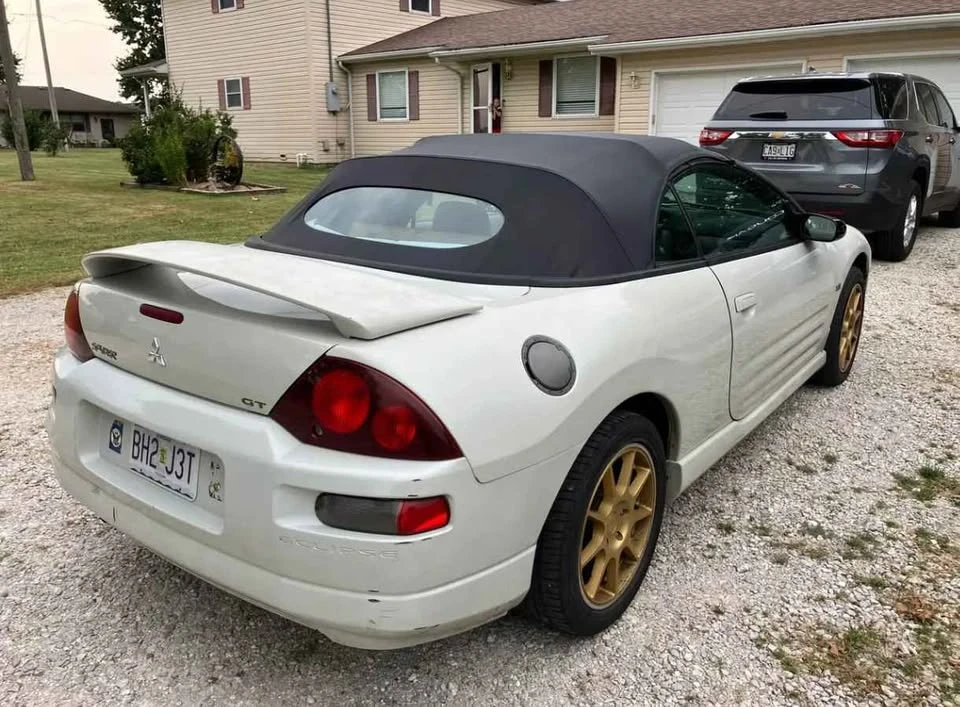 2002 Mitsubishi Eclipse 3rd Gen - Image 4 of 6