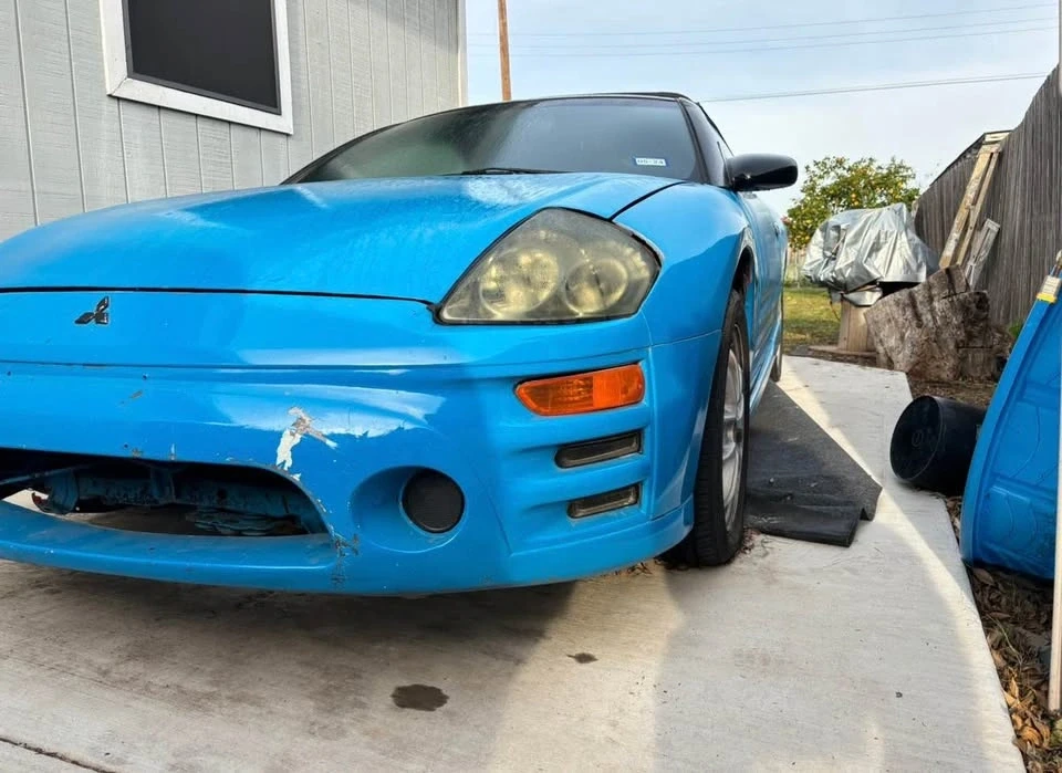 2002 Mitsubishi Eclipse 3rd Gen - Image 2 of 2