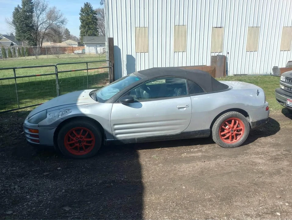 2002 Mitsubishi Eclipse 3rd Gen - Image 4 of 4