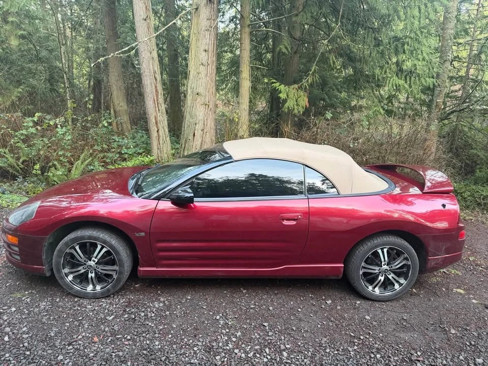 2002 Mitsubishi Eclipse 3rd Gen - Image 2 of 11