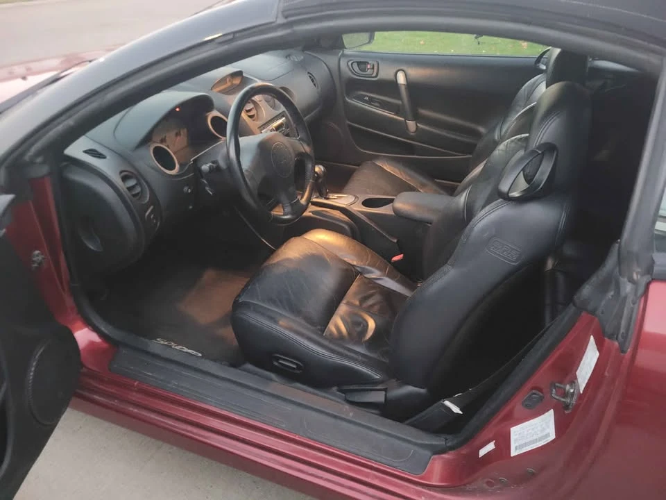 2002 Mitsubishi Eclipse 3rd Gen - Image 9 of 13