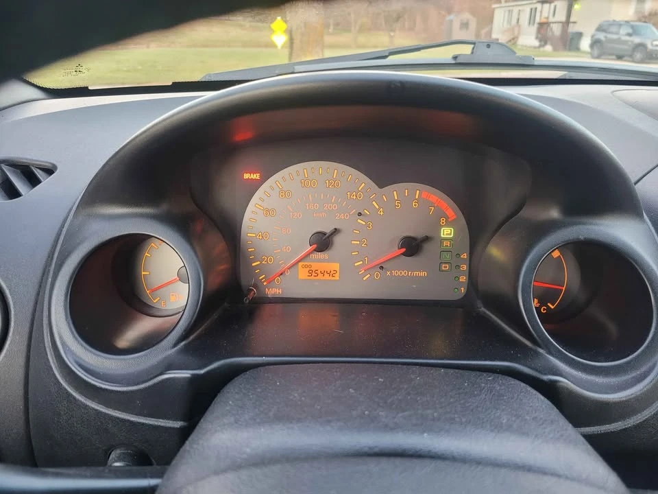 2002 Mitsubishi Eclipse 3rd Gen - Image 8 of 13