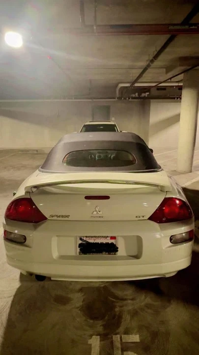 2002 Mitsubishi Eclipse 3rd Gen - Image 2 of 3