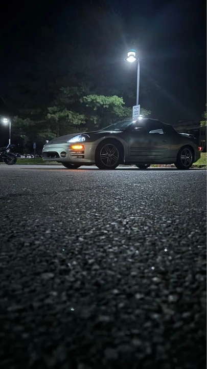 2002 Mitsubishi Eclipse 3rd Gen - Image 2 of 6