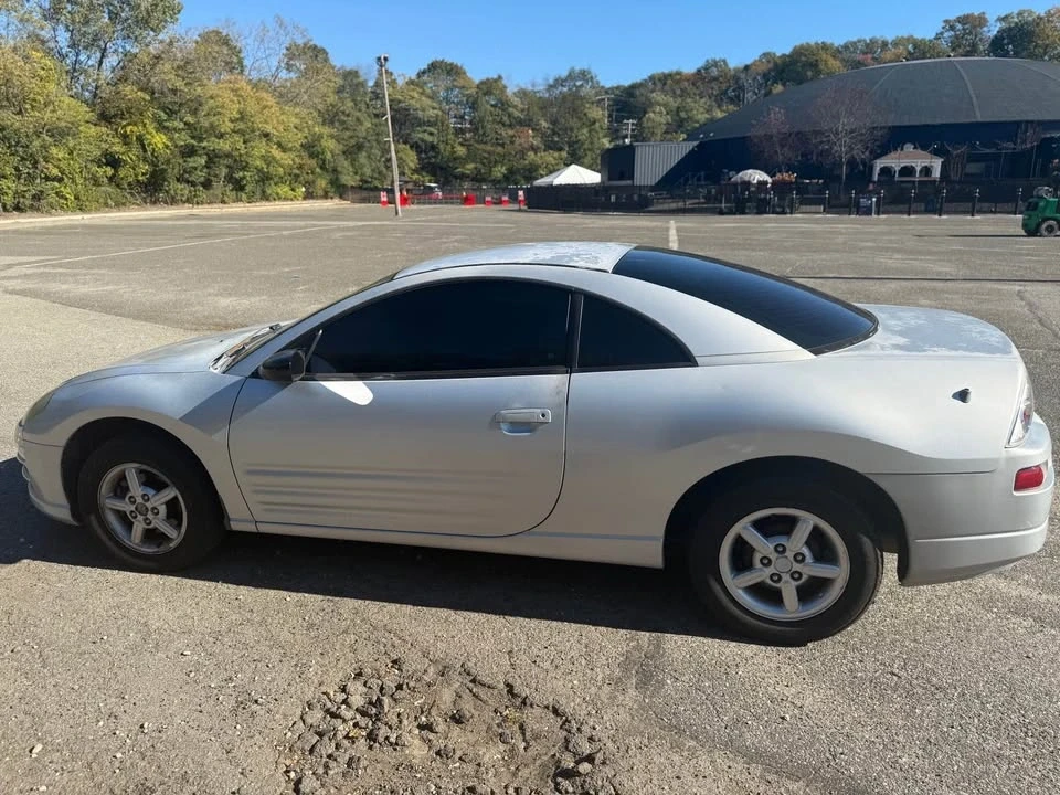 2002 Mitsubishi Eclipse 3rd Gen - Image 2 of 7