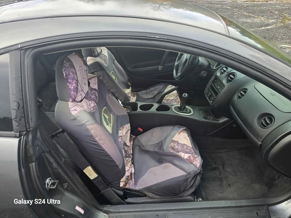 2002 Mitsubishi Eclipse 3rd Gen - Image 6 of 8
