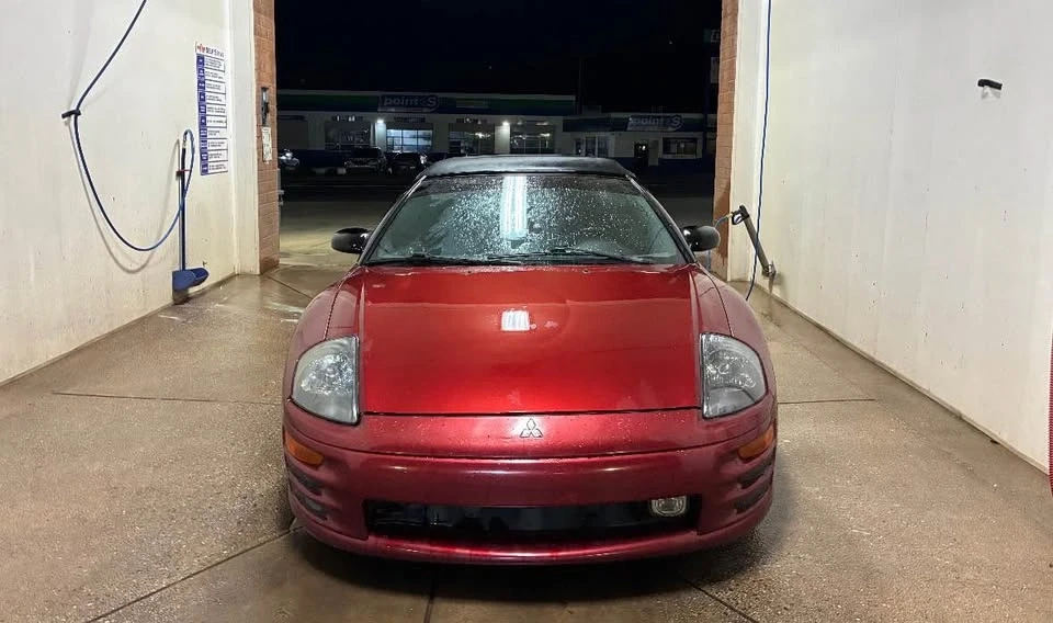 2002 Mitsubishi Eclipse 3rd Gen - Image 2 of 4