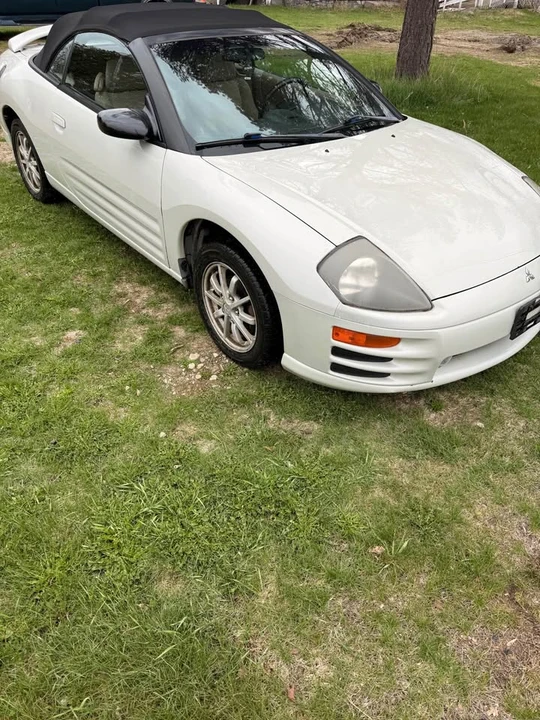 2002 Mitsubishi Eclipse 3rd Gen - Image 2 of 9