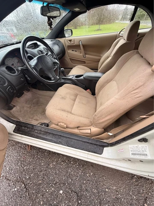 2002 Mitsubishi Eclipse 3rd Gen - Image 8 of 9