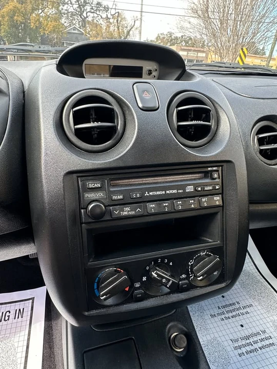 2002 Mitsubishi Eclipse 3rd Gen - Image 13 of 20
