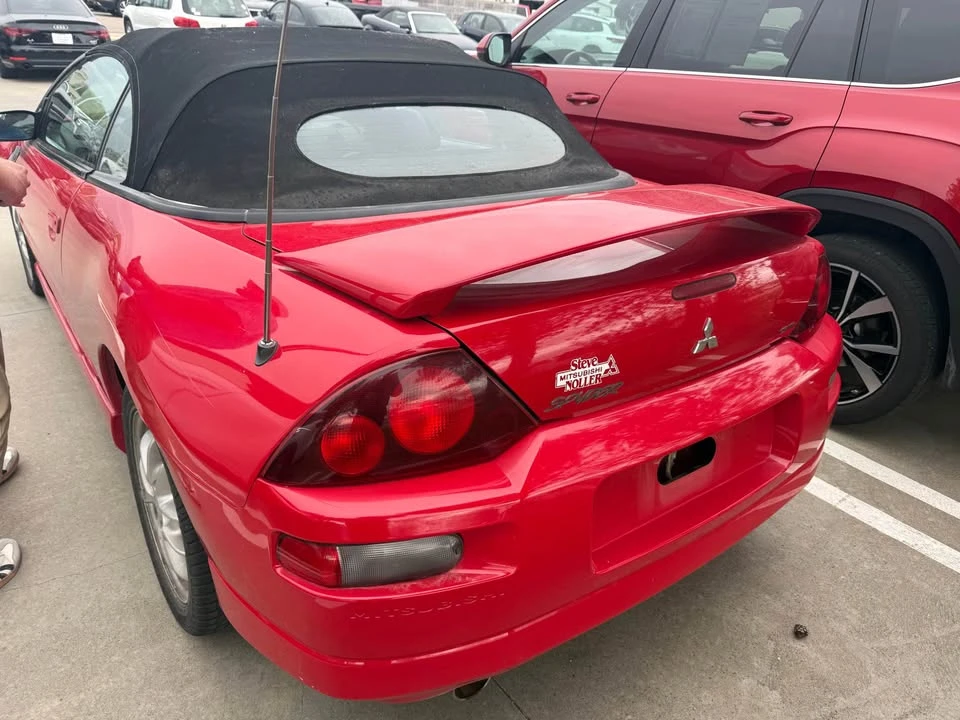 2002 Mitsubishi Eclipse 3rd Gen - Image 2 of 3