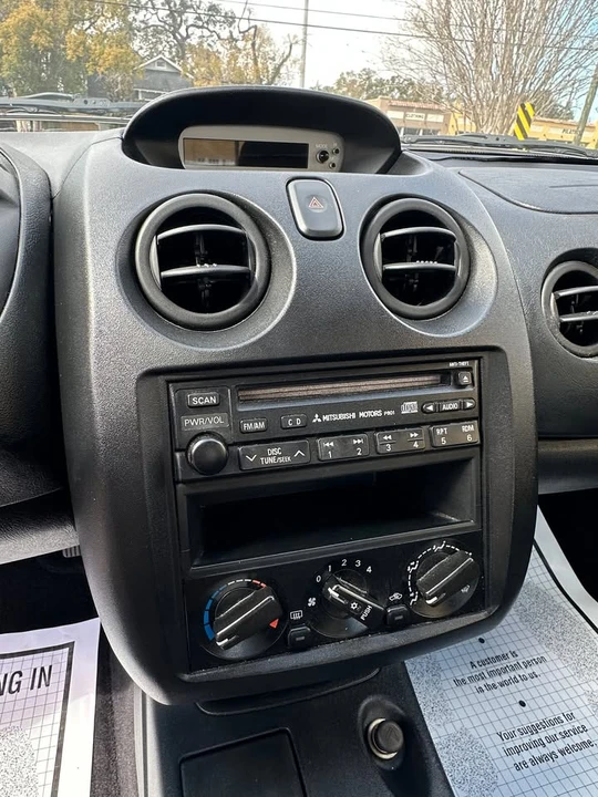 2002 Mitsubishi Eclipse 3rd Gen - Image 13 of 19