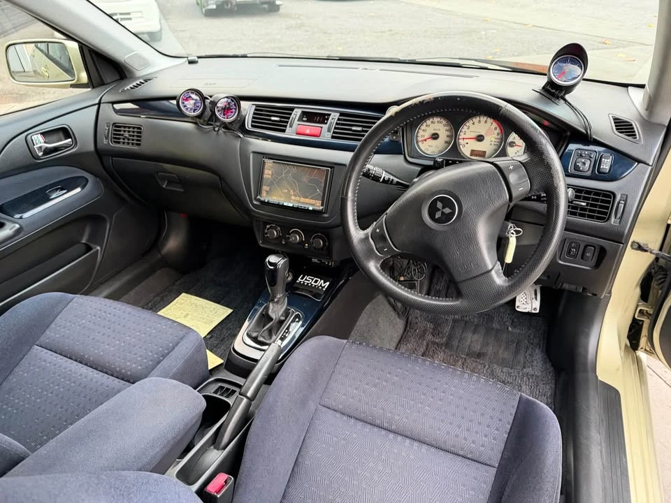 2002 Mitsubishi Lancer Evolution VII 7th Gen - Image 9 of 15