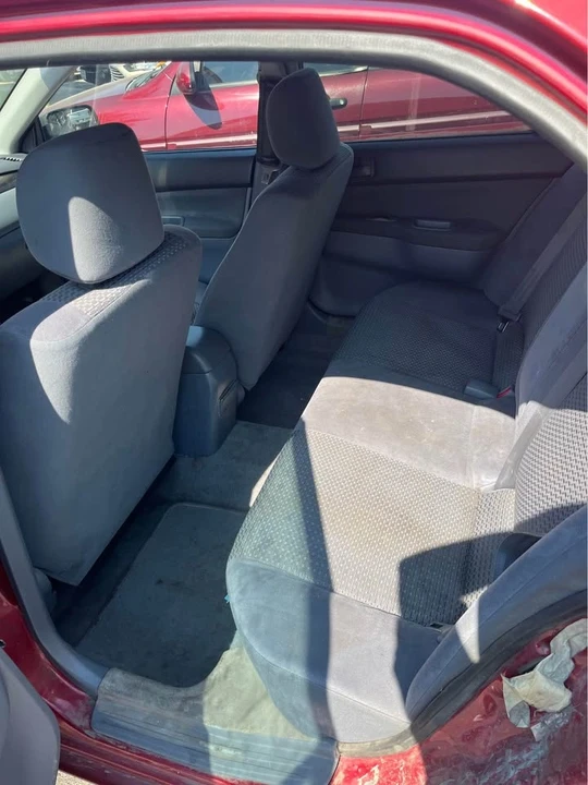 2002 Mitsubishi Lancer 7th Gen - Image 4 of 7