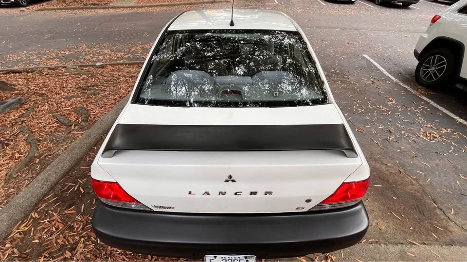 2002 Mitsubishi Lancer 7th Gen - Image 9 of 12