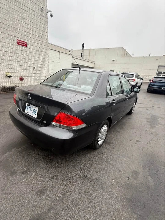 2002 Mitsubishi Lancer 7th Gen - Image 5 of 9