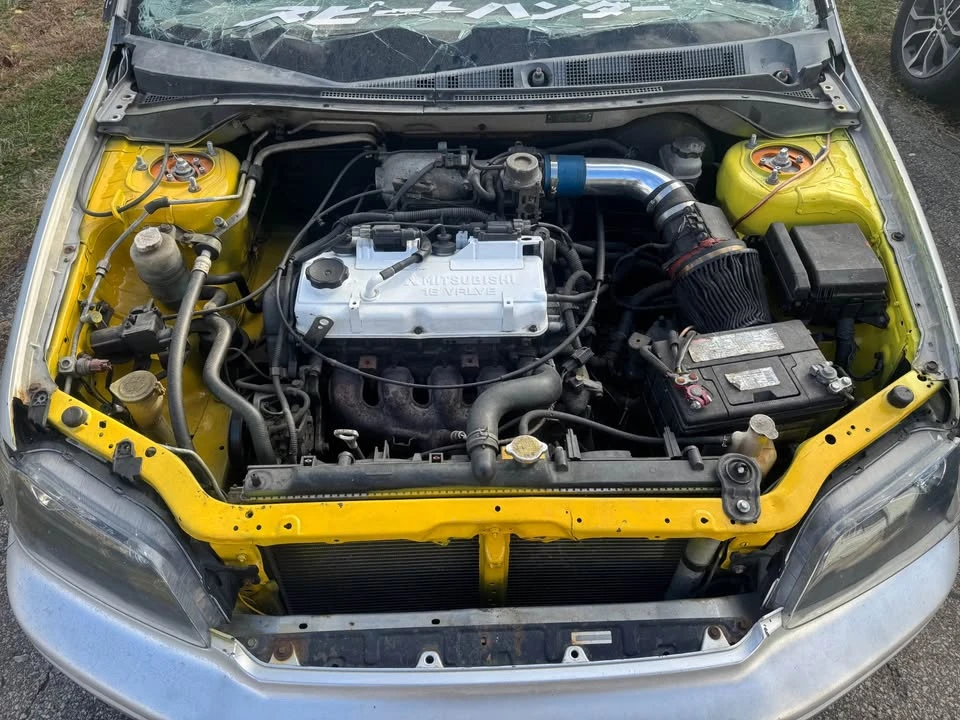 2002 Mitsubishi Lancer 8th Gen - Image 3 of 11