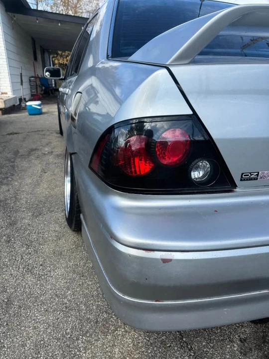 2002 Mitsubishi Lancer 8th Gen - Image 10 of 11