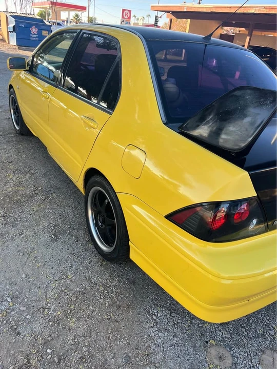 2002 Mitsubishi Lancer 8th Gen - Image 8 of 12