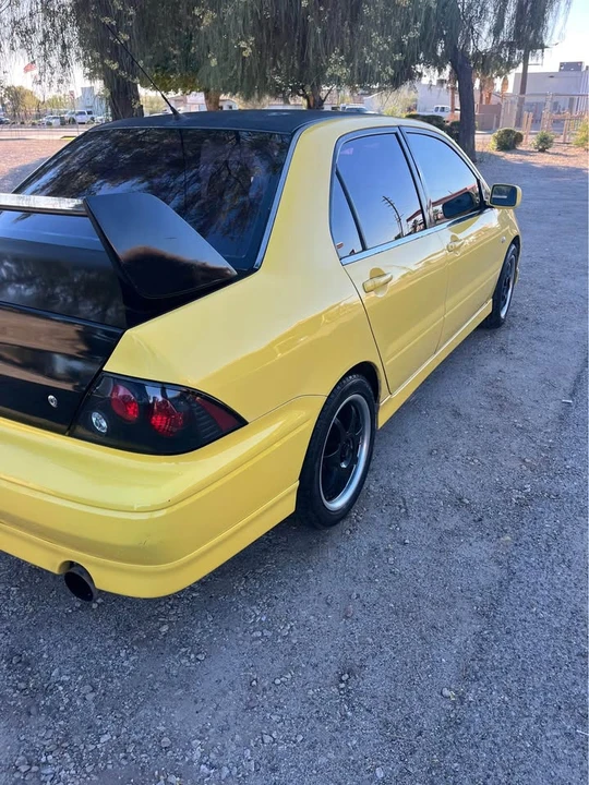 2002 Mitsubishi Lancer 8th Gen - Image 9 of 12