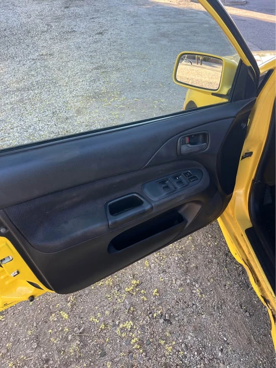 2002 Mitsubishi Lancer 8th Gen - Image 11 of 12