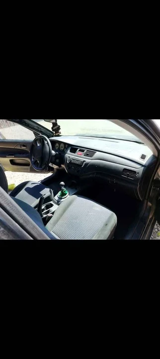 2002 Mitsubishi Lancer 7th Gen - Image 5 of 5