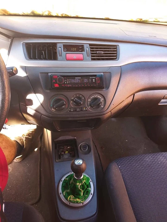 2002 Mitsubishi Lancer 7th Gen - Image 3 of 5