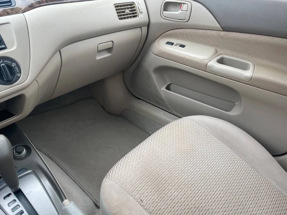 2002 Mitsubishi Lancer 7th Gen - Image 9 of 13