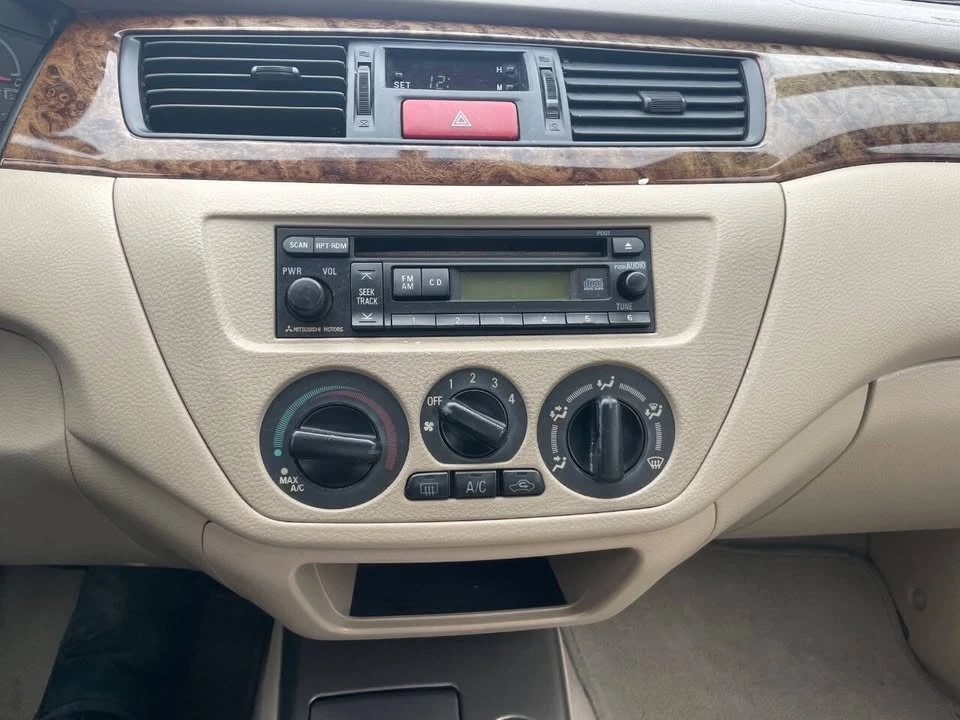 2002 Mitsubishi Lancer 7th Gen - Image 8 of 13