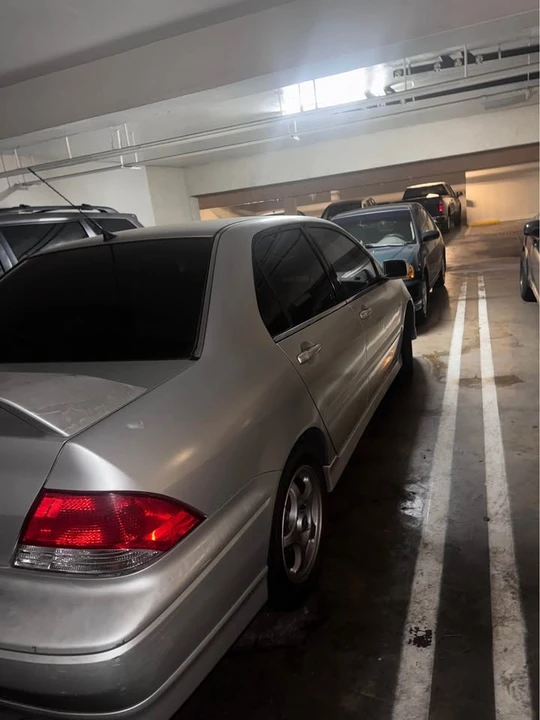 2002 Mitsubishi Lancer 8th Gen - Image 9 of 9