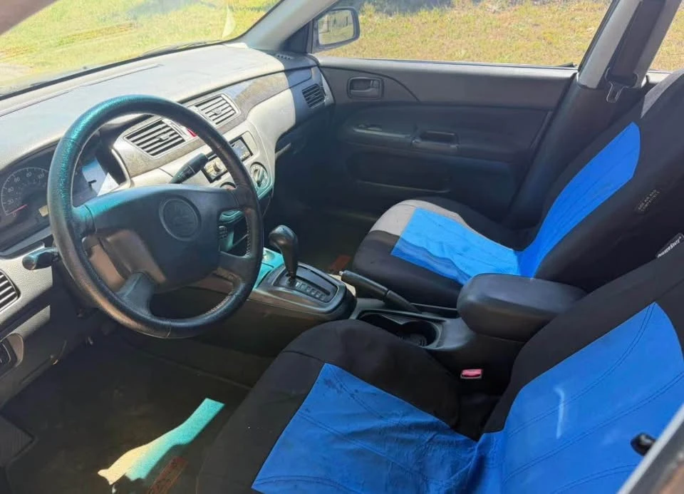 2002 Mitsubishi Lancer 8th Gen - Image 6 of 8