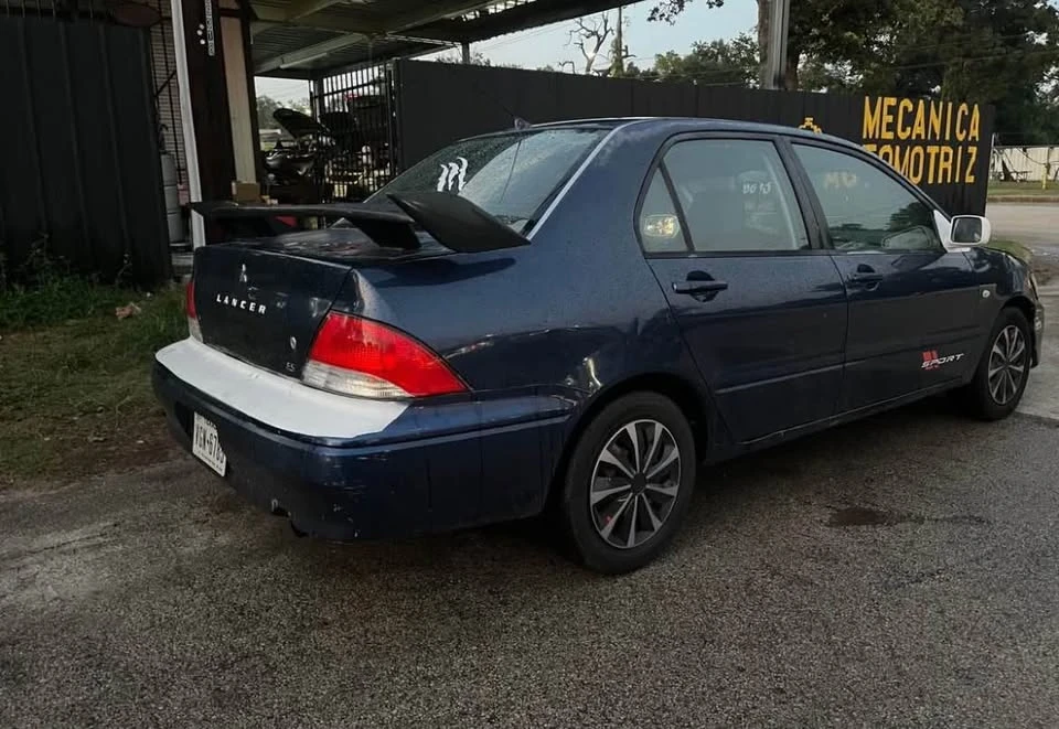 2002 Mitsubishi Lancer 9th Gen - Image 2 of 5