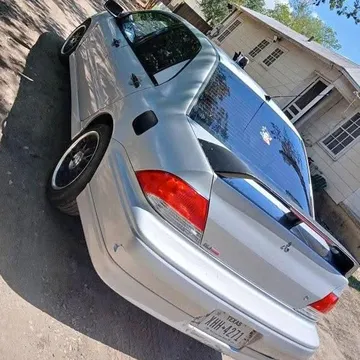 2002 Mitsubishi Lancer DE Sedan