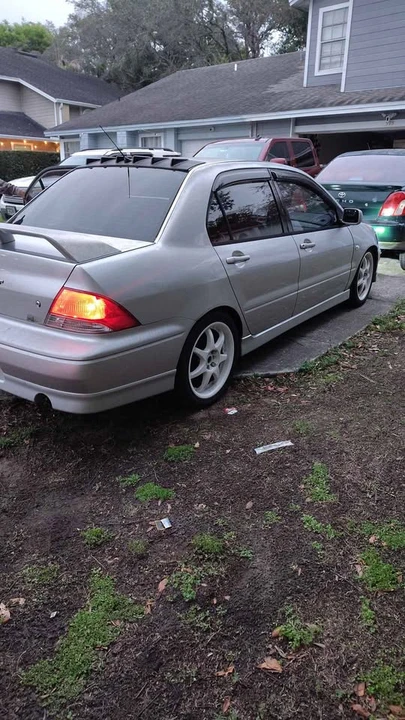 2002 Mitsubishi Lancer 8th Gen - Image 3 of 9
