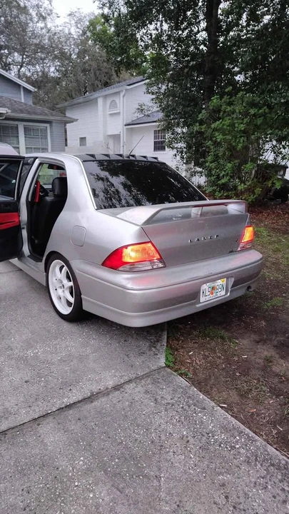2002 Mitsubishi Lancer 8th Gen - Image 2 of 9