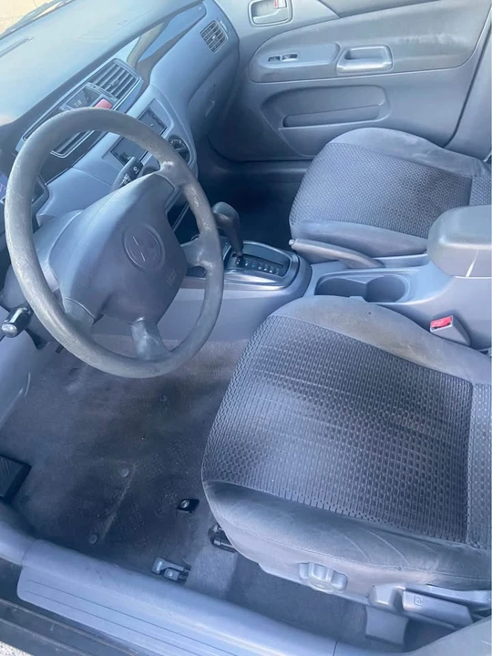 2002 Mitsubishi Lancer 8th Gen - Image 6 of 8