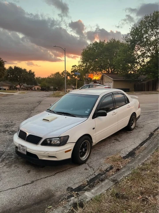 2002 Mitsubishi Lancer 8th Gen - Image 2 of 5