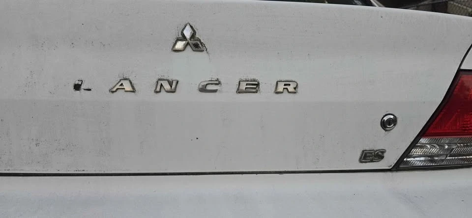 2002 Mitsubishi Lancer 9th Gen - Image 5 of 7