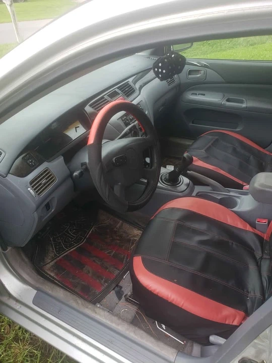 2002 Mitsubishi Lancer 7th Gen - Image 6 of 8