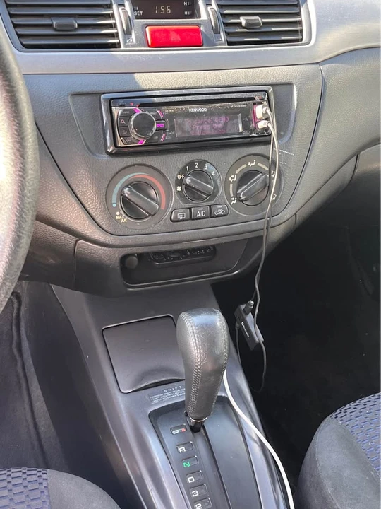 2002 Mitsubishi Lancer 8th Gen - Image 7 of 10