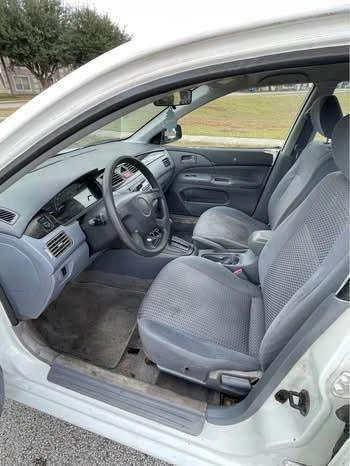 2002 Mitsubishi Lancer 7th Gen - Image 9 of 13